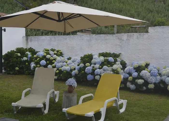 Cantinho Do Sol * Mosteiros